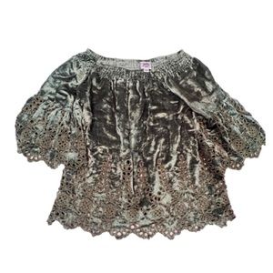Ivy Jane Green Crushed Velvet Top XS Women’s Top